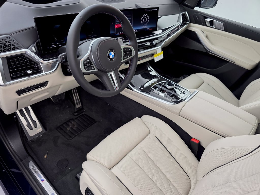 New 2027 BMW X7 M60i AWD/4WD image 7