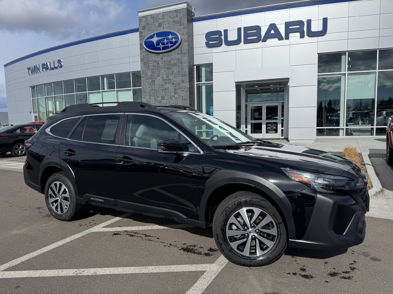 Certified 2025 Subaru Outback Premium w/ Popular Package #1A image 1