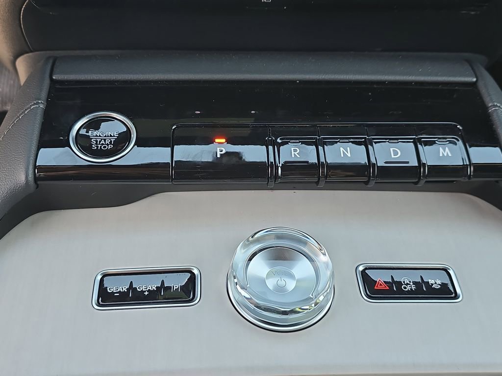 New 2026 Lincoln Navigator Reserve image 24