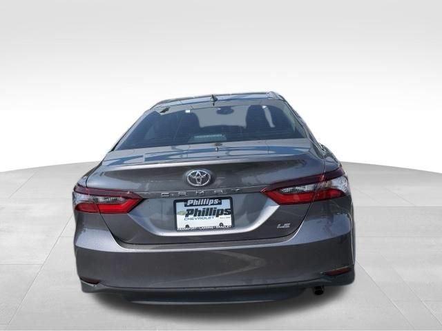 Used 2023 Toyota Camry LE w/ Convenience Package FWD image 11