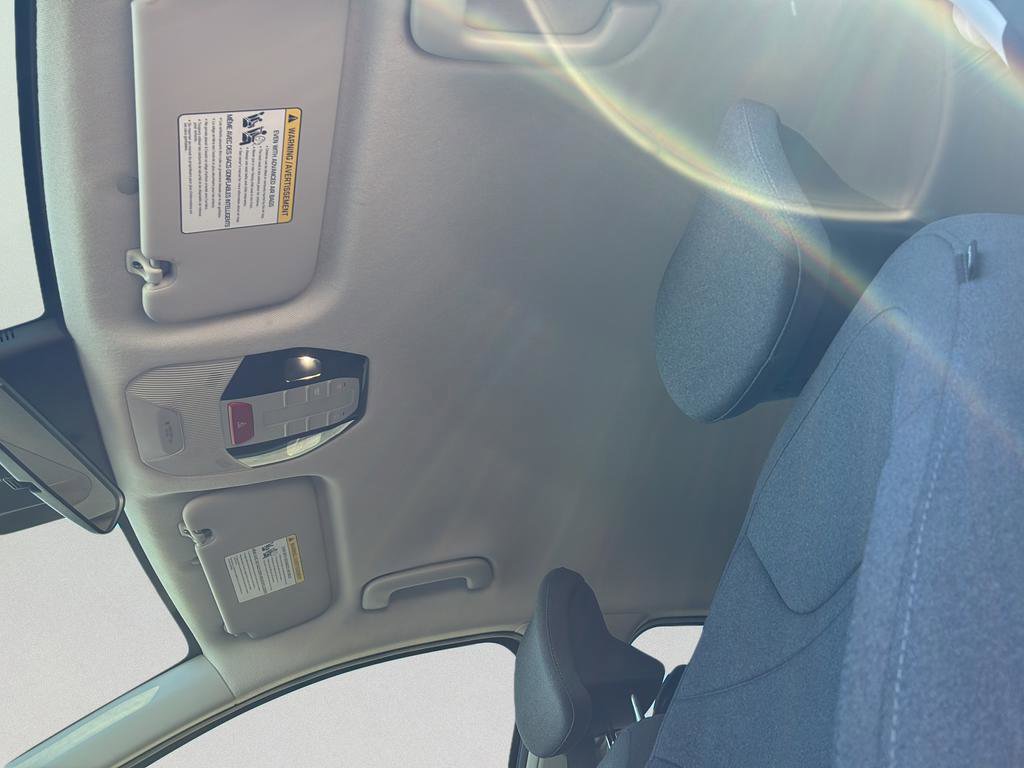 Certified 2025 Kia K4 EX image 24