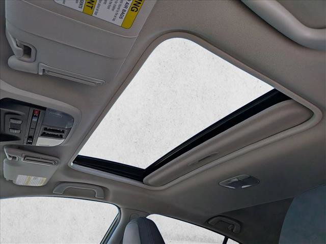 Used 2021 Subaru Crosstrek 2.5i Sport w/ Moonroof Package AWD/4WD image 16