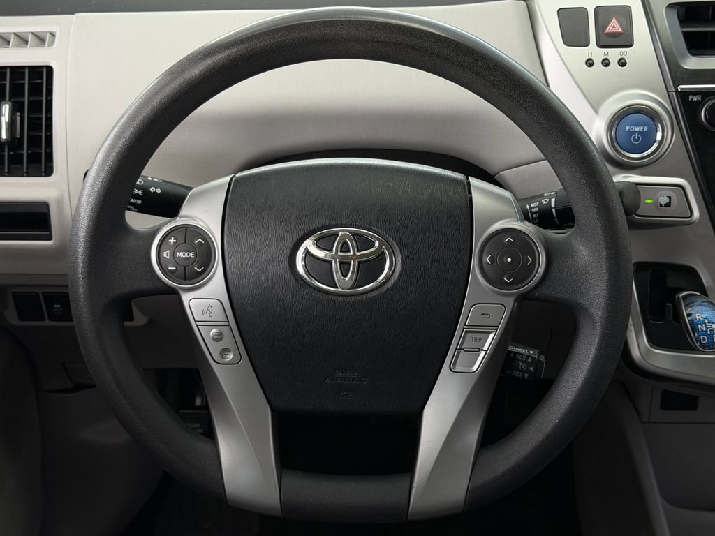 Used 2017 Toyota Prius V Three FWD image 14