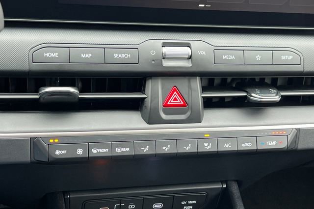 New 2025 Kia K4 LX image 22