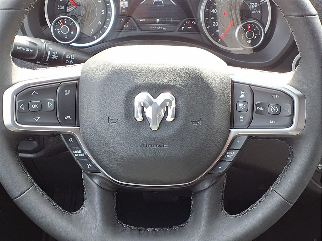 New 2026 RAM 1500 4x4 Crew Cab image 20