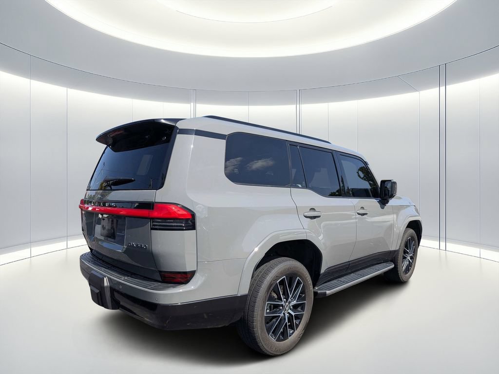 Used 2024 Lexus GX 550 w/ Cold Area Package AWD/4WD image 4