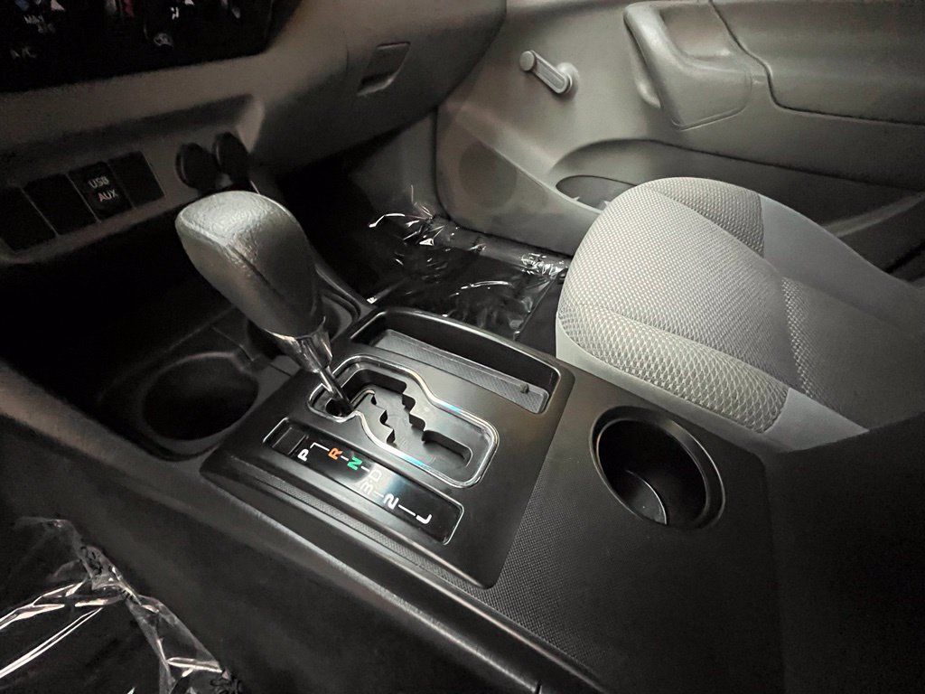 Used 2013 Toyota Tacoma 4x4 Regular Cab image 27