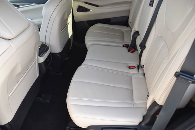 Used 2025 INFINITI QX60 Luxe w/ Lighting Package (N94) image 18