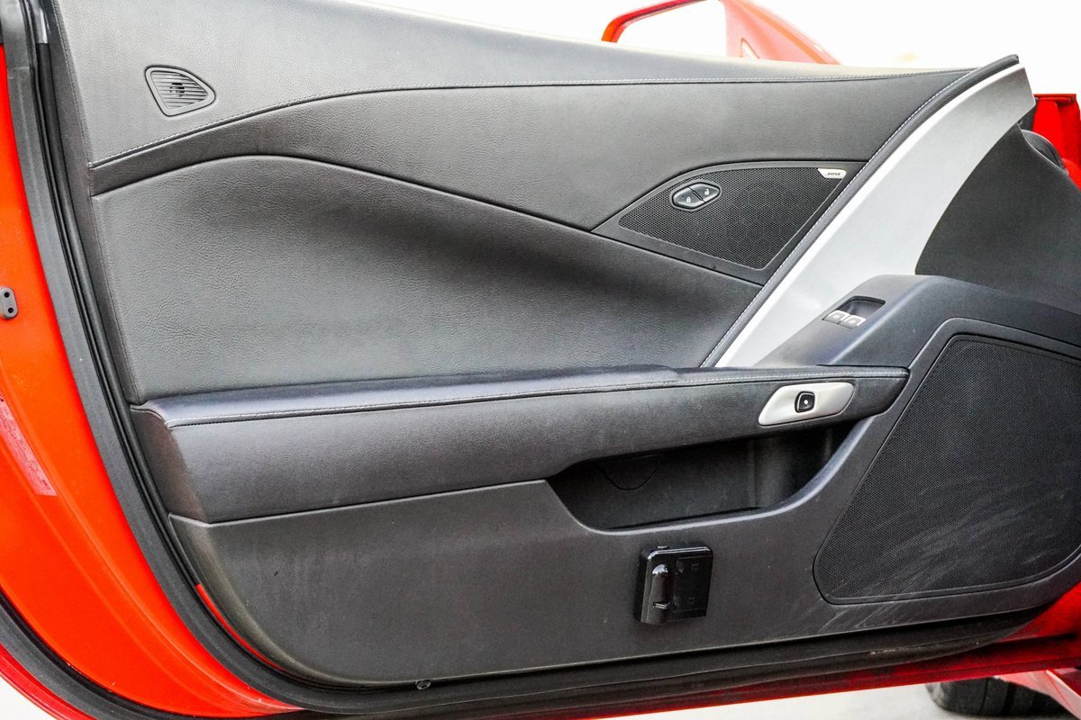 Used 2014 Chevrolet Corvette Stingray Convertible image 15