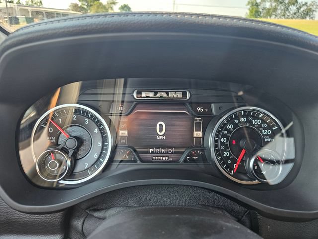 Used 2021 RAM 1500 Laramie AWD/4WD image 15