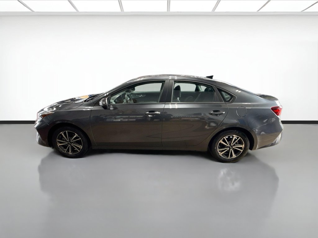 Used 2024 Kia Forte LXS w/ LXS Technology Package FWD image 9