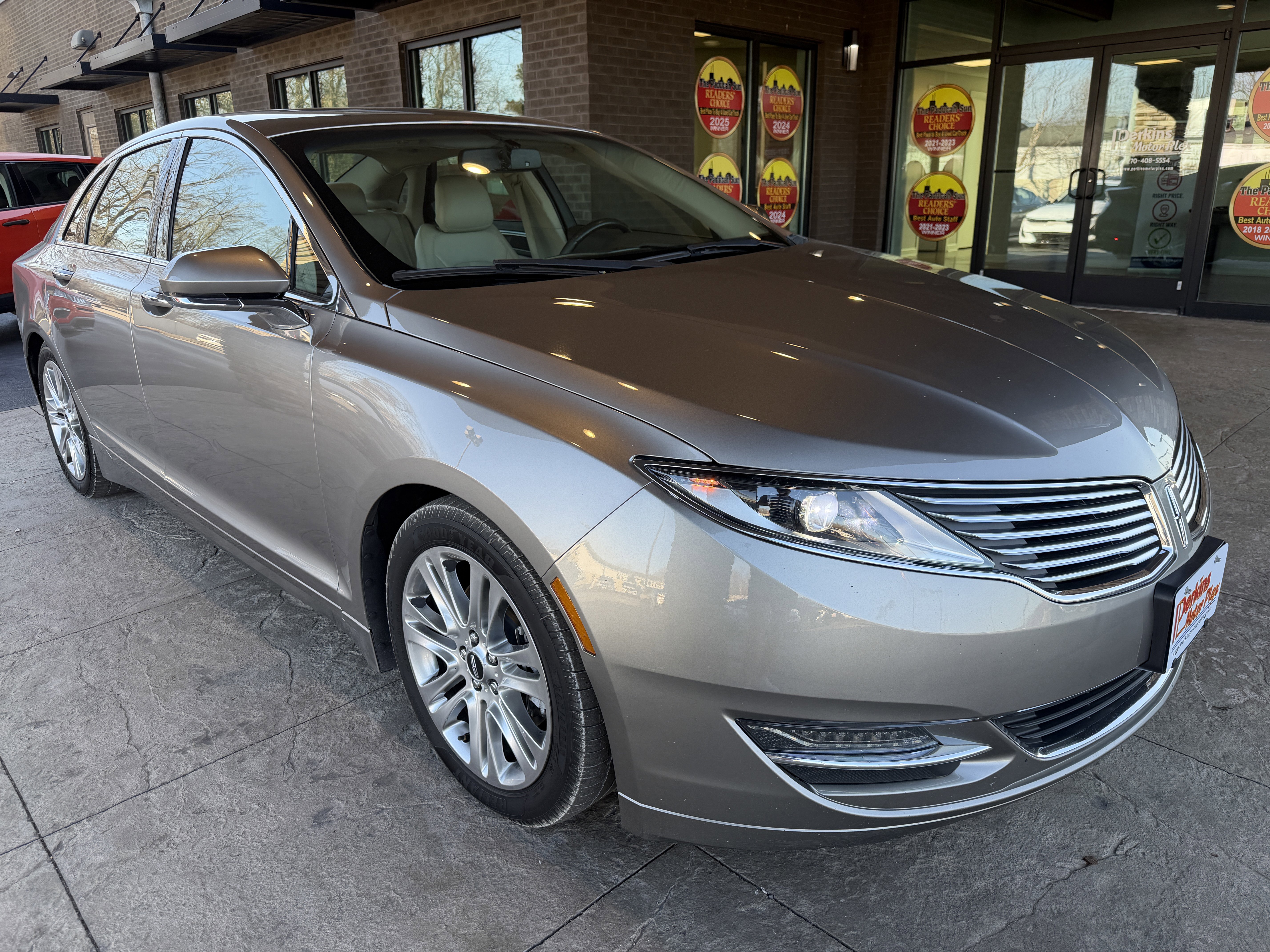 Used 2016 Lincoln MKZ AWD w/ Equipment Group 200A Select image 4