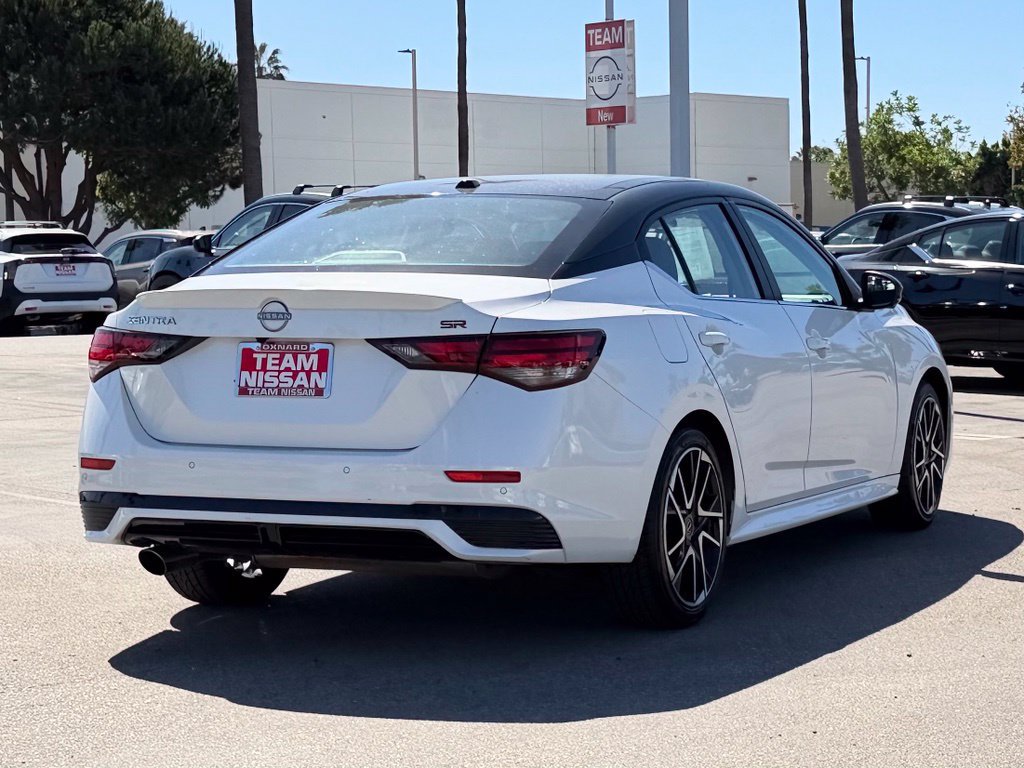 Certified 2024 Nissan Sentra SR w/ SR Premium Package FWD image 7