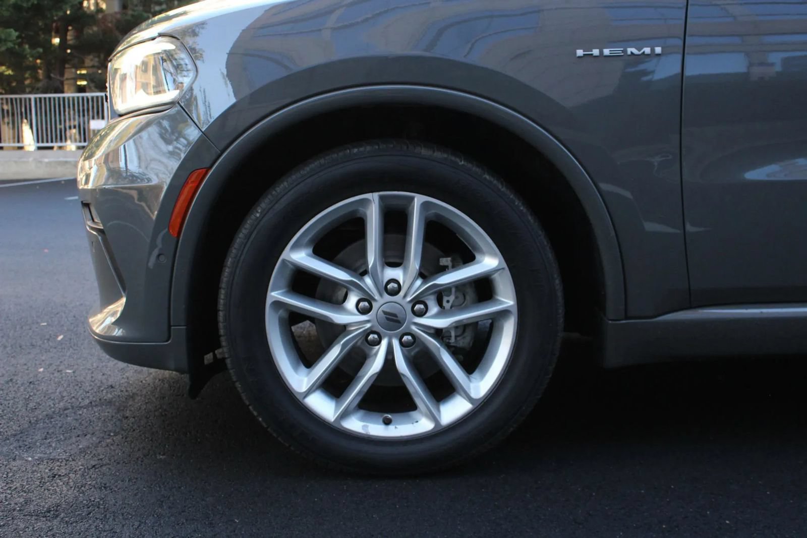 Used 2022 Dodge Durango R/T AWD/4WD image 14