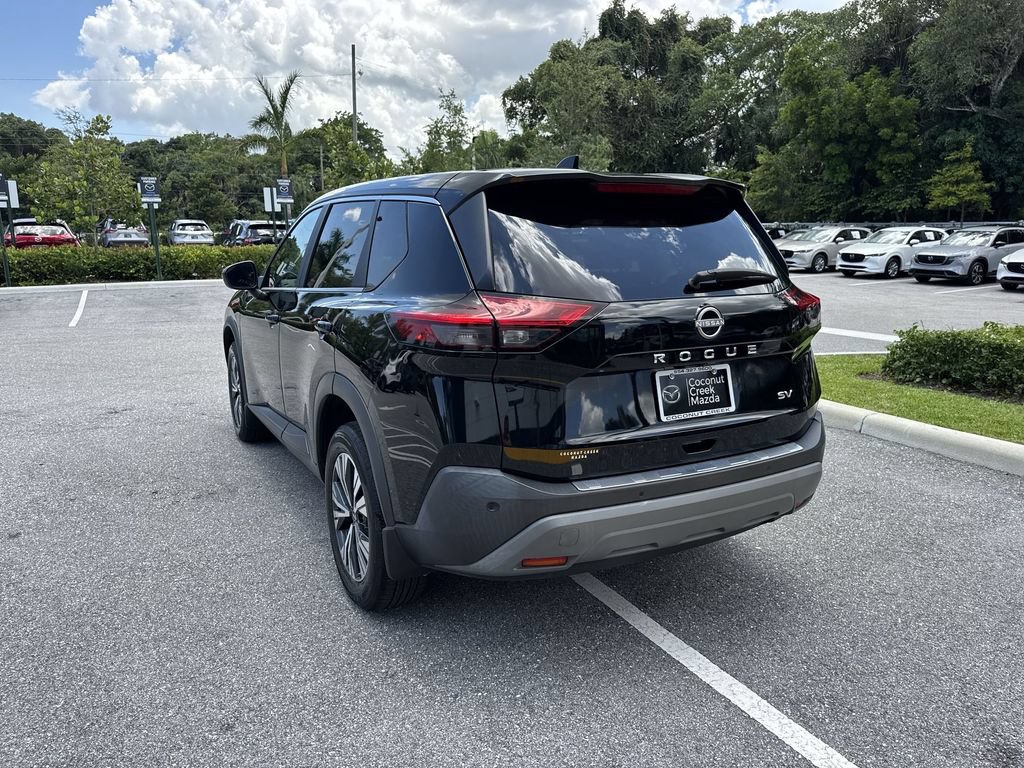 Used 2023 Nissan Rogue SV FWD image 13