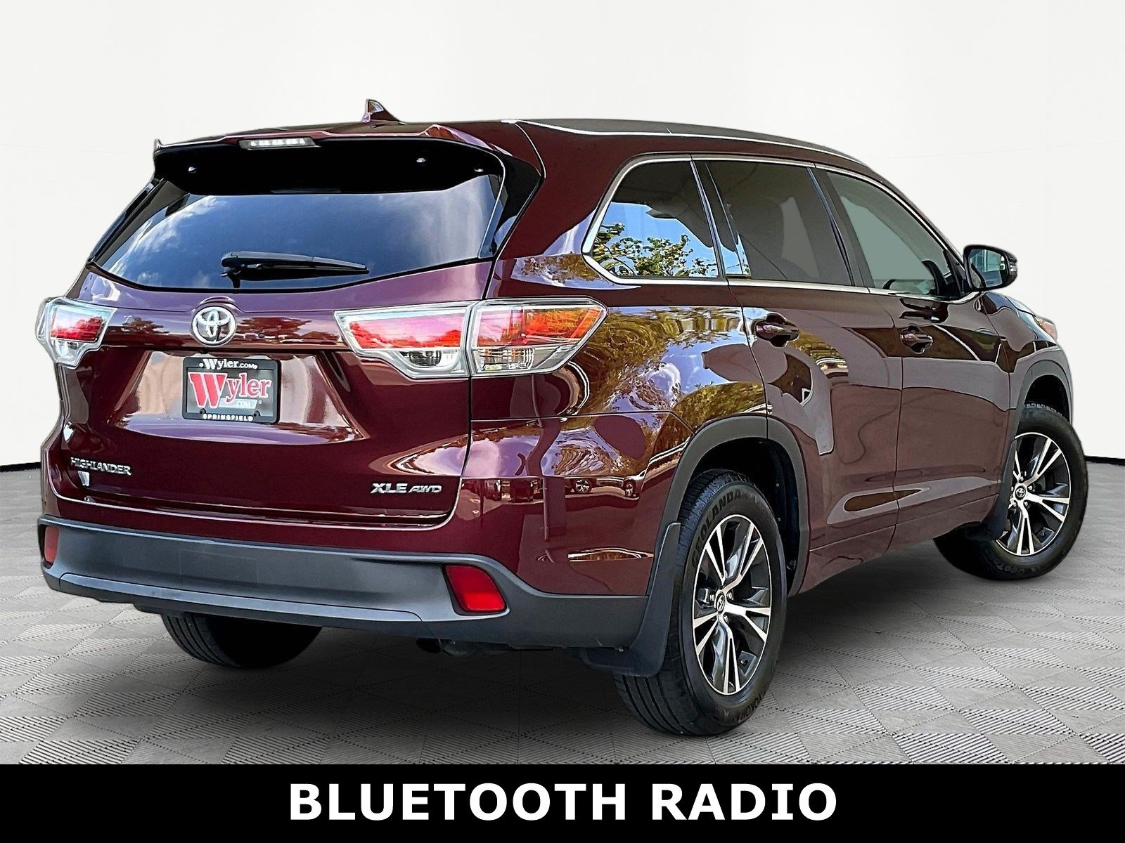 Used 2016 Toyota Highlander XLE AWD/4WD image 6