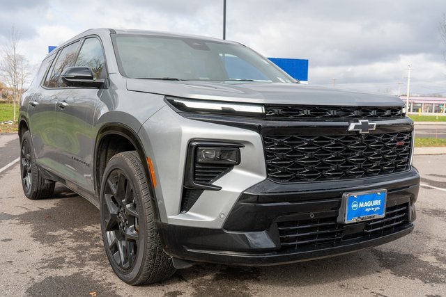 Used 2024 Chevrolet Traverse RS w/ LPO, Floor Liner Package image 4