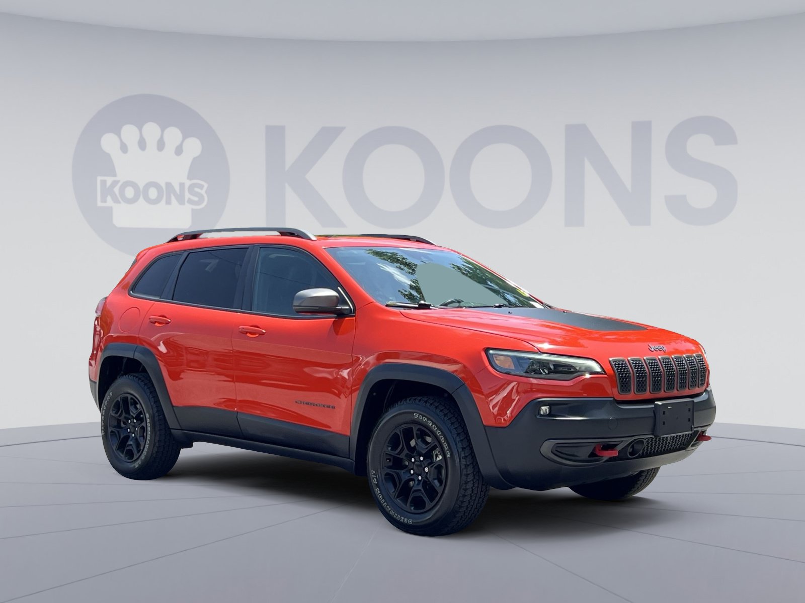 Used 2021 Jeep Cherokee Trailhawk w/ Sun, Sound & Nav Group AWD/4WD image 2