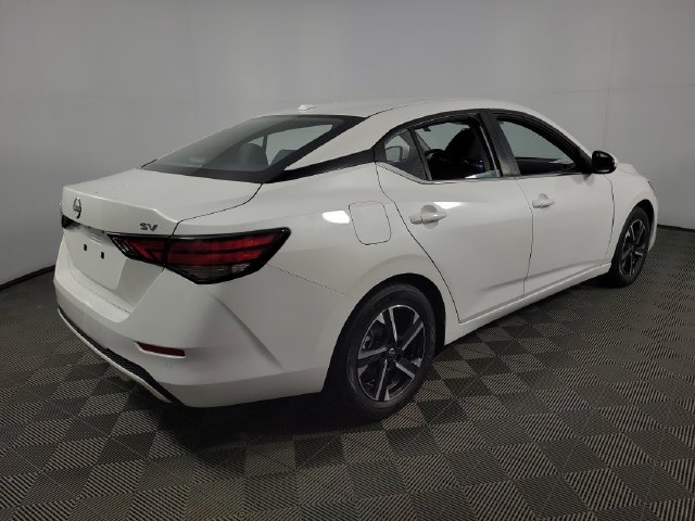 Used 2024 Nissan Sentra SV FWD image 8