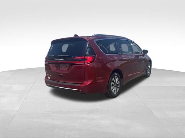 Used 2021 Chrysler Pacifica Touring-L FWD image 7