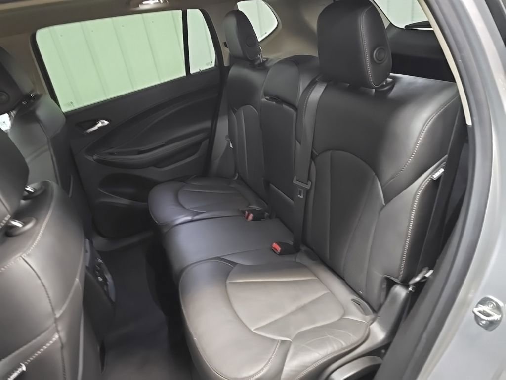 Used 2018 Buick Envision Essence image 33