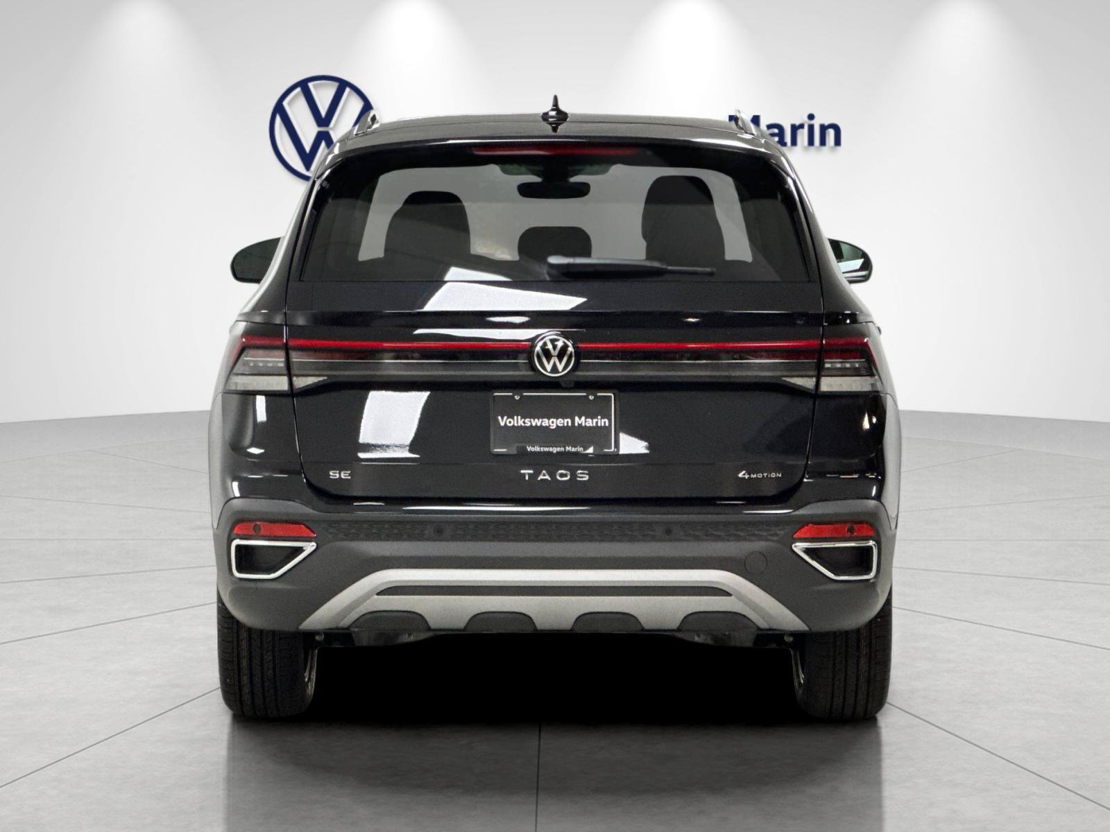 New 2026 Volkswagen Taos SE AWD/4WD image 4