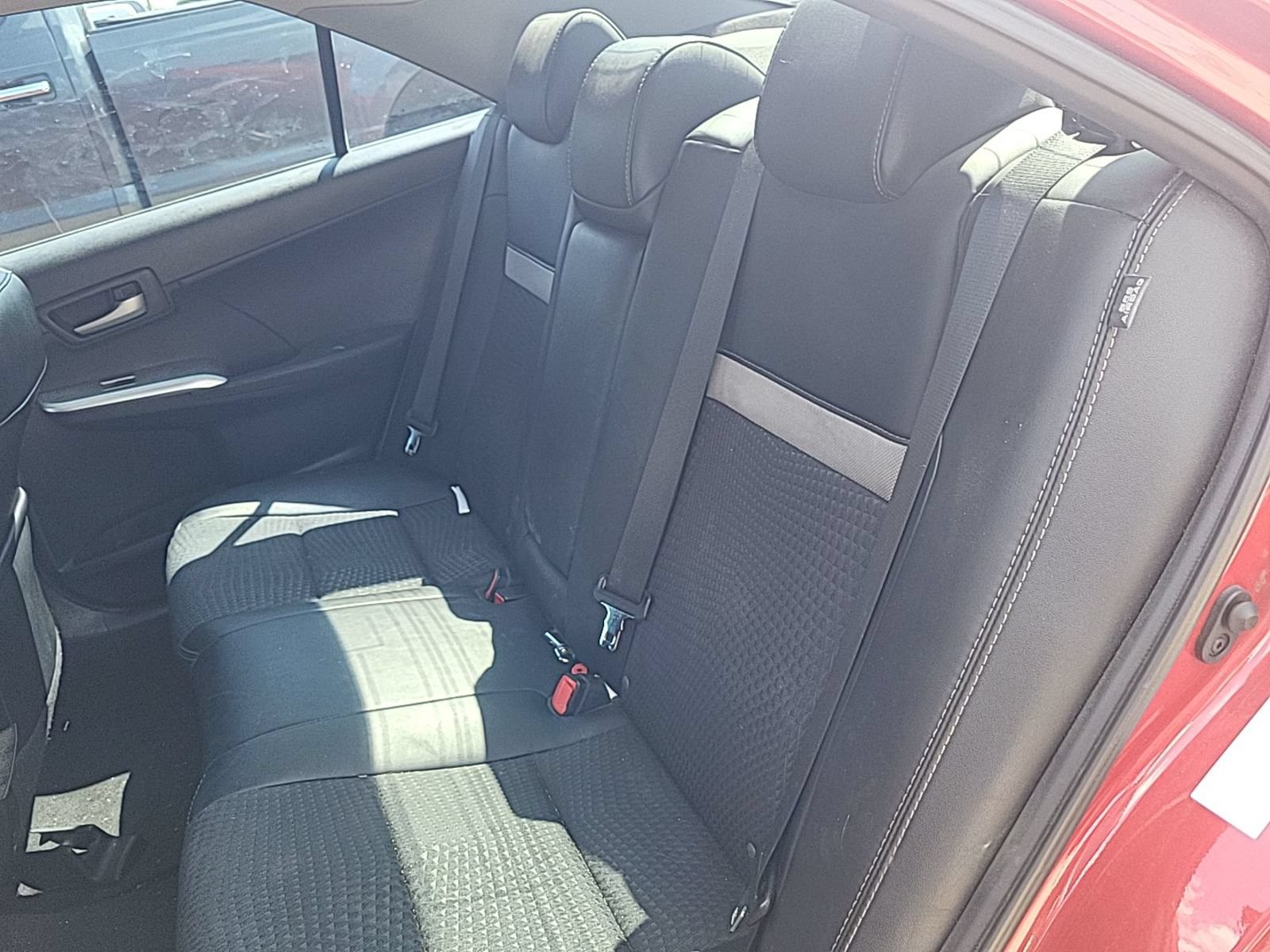Used 2013 Toyota Camry SE FWD image 10