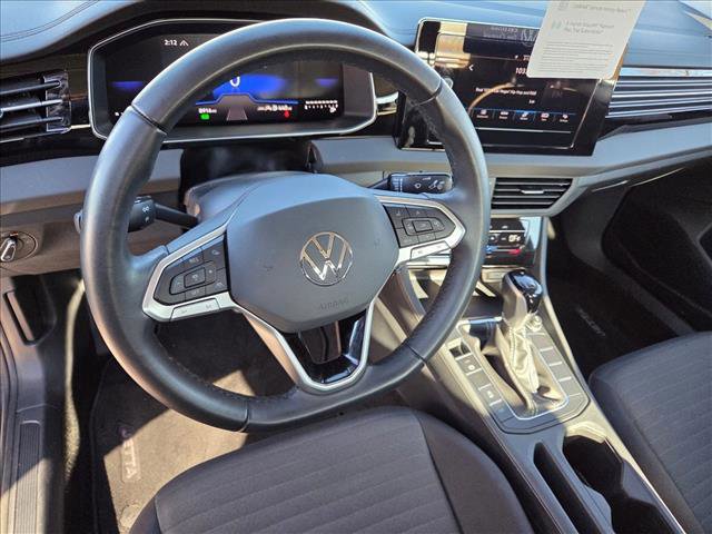 Certified 2025 Volkswagen Jetta S image 10