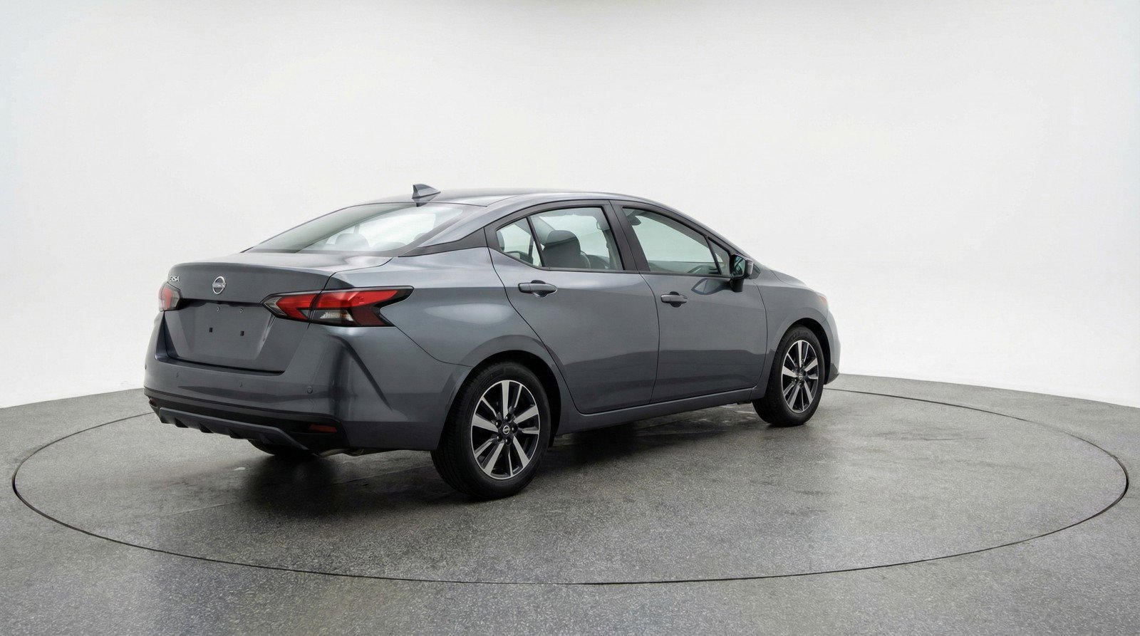 Used 2025 Nissan Versa SV FWD image 9