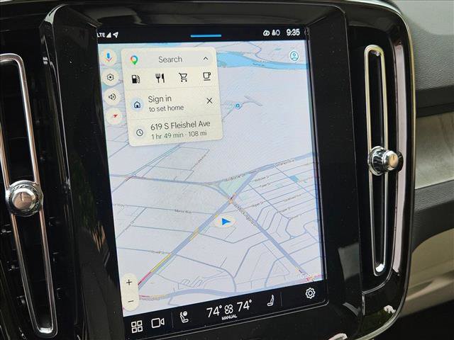 Used 2024 Volvo XC40 B5 Ultimate w/ Protection Package Premier image 13