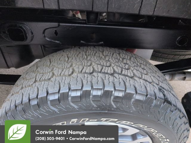 Used 2021 GMC Sierra 1500 AT4 w/ AT4 Carbonpro Edition AWD/4WD image 31
