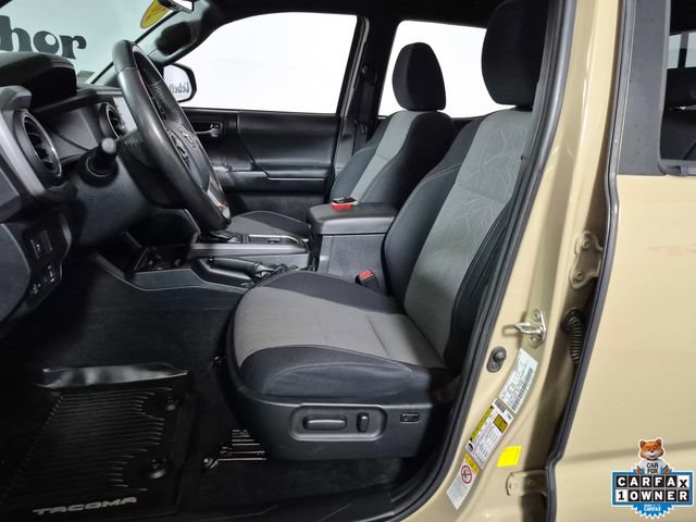 Certified 2020 Toyota Tacoma TRD Off-Road AWD/4WD image 9