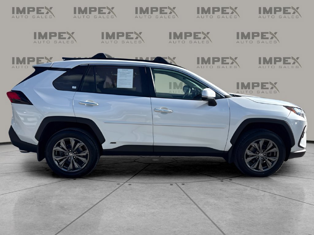 Used 2023 Toyota RAV4 Limited AWD/4WD image 7