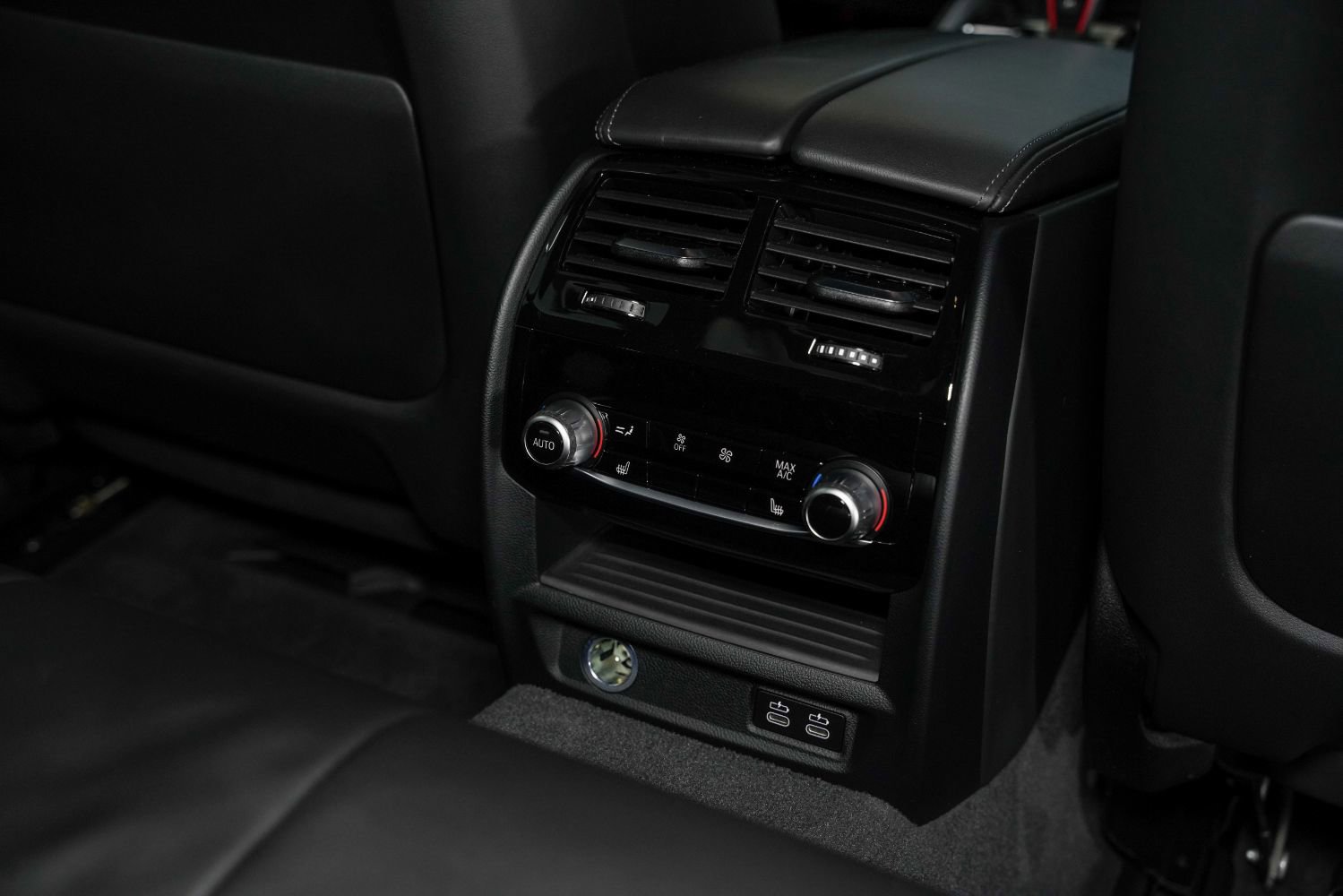 Used 2021 BMW M5 w/ Competition Package image 39