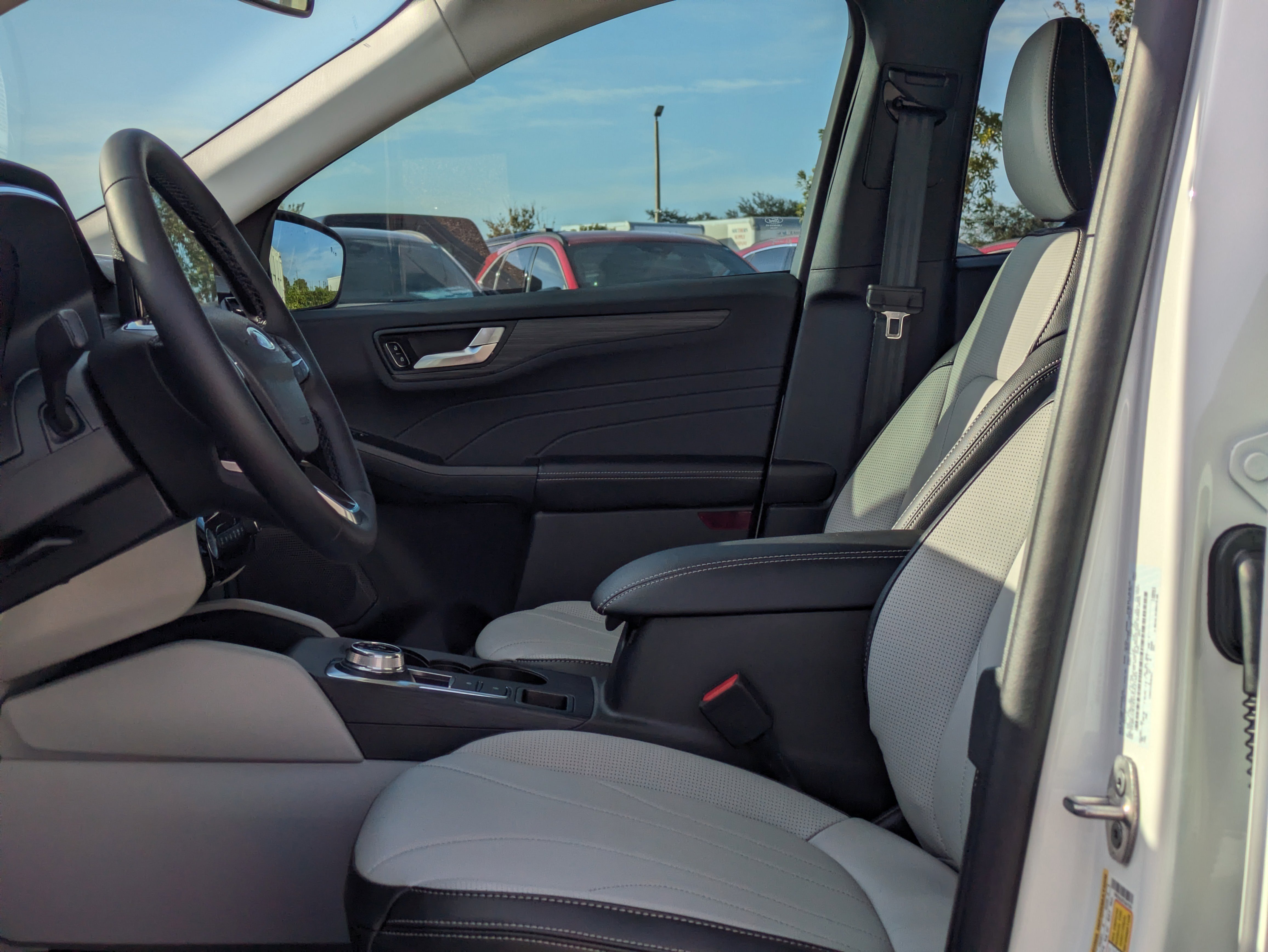 New 2026 Ford Escape Platinum w/ Premium Technology Package image 22