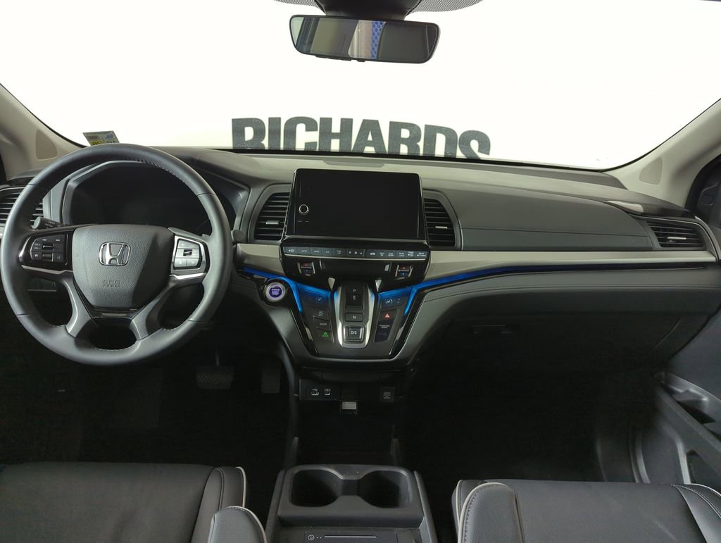 Certified 2025 Honda Odyssey Touring image 11