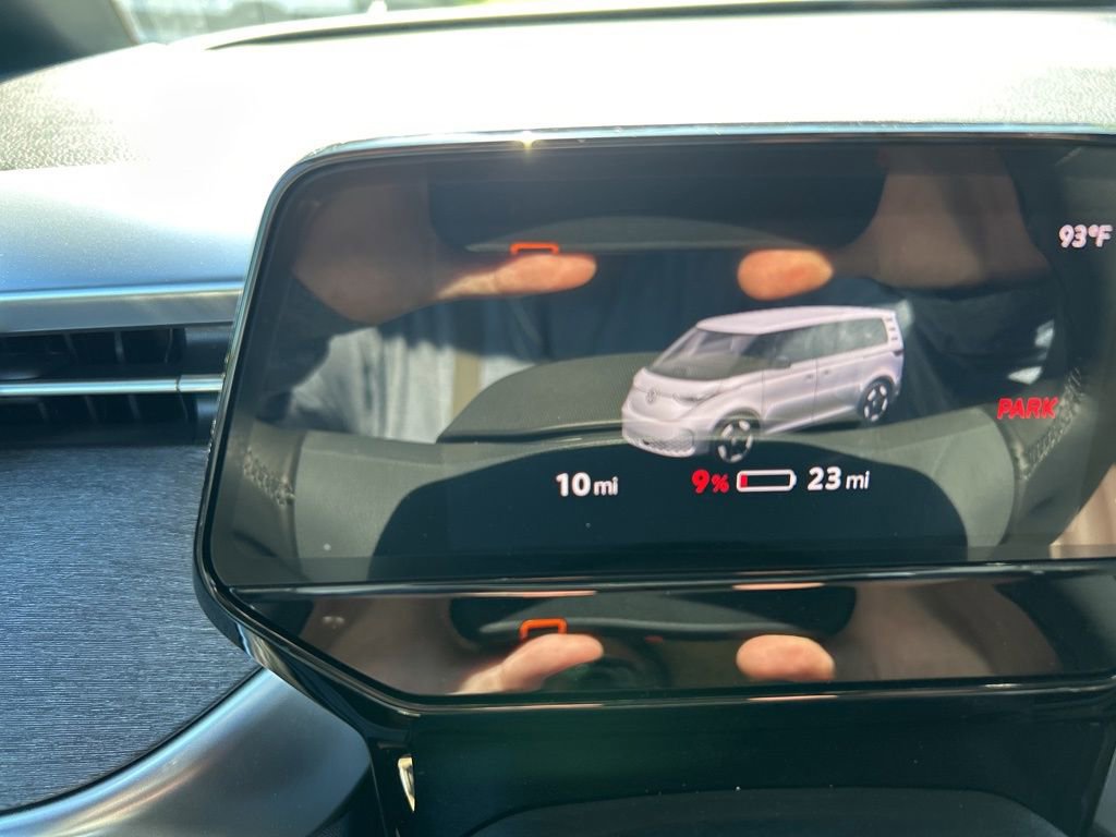 New 2025 Volkswagen ID. Buzz Pro S Plus image 19