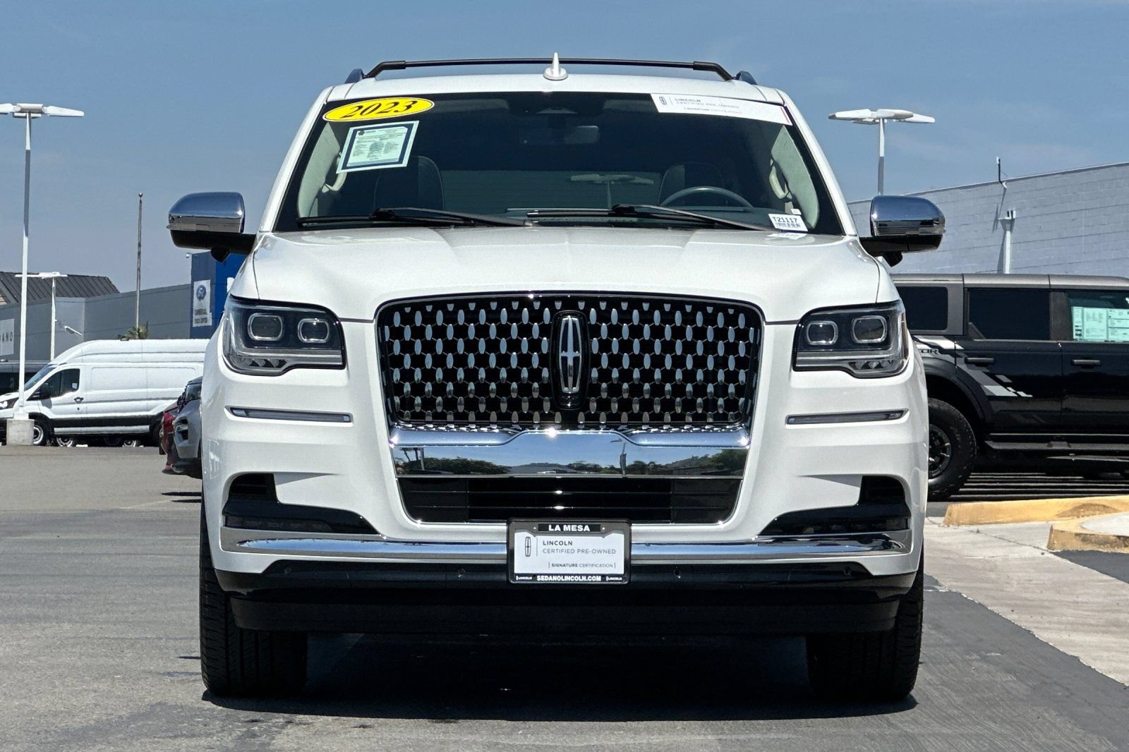 Certified 2023 Lincoln Navigator L Black Label AWD/4WD image 8