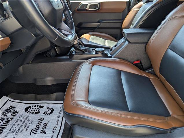 Used 2024 Ford Bronco Outer Banks AWD/4WD image 16