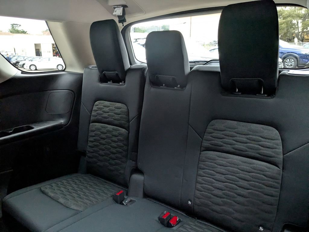 New 2025 Nissan Pathfinder SV image 26