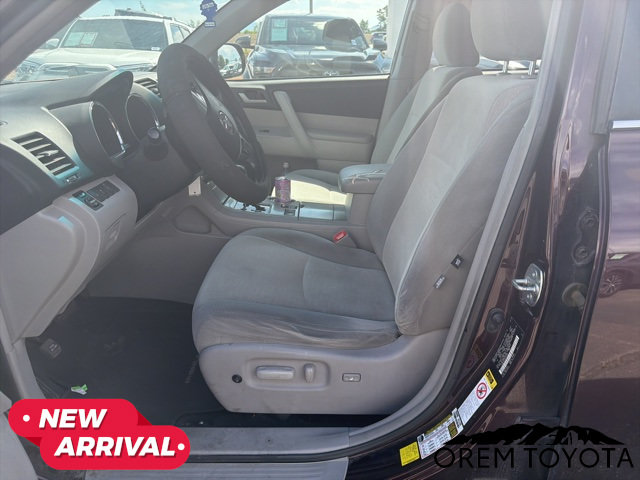Used 2012 Toyota Highlander 4WD w/ Tech Pkg image 5