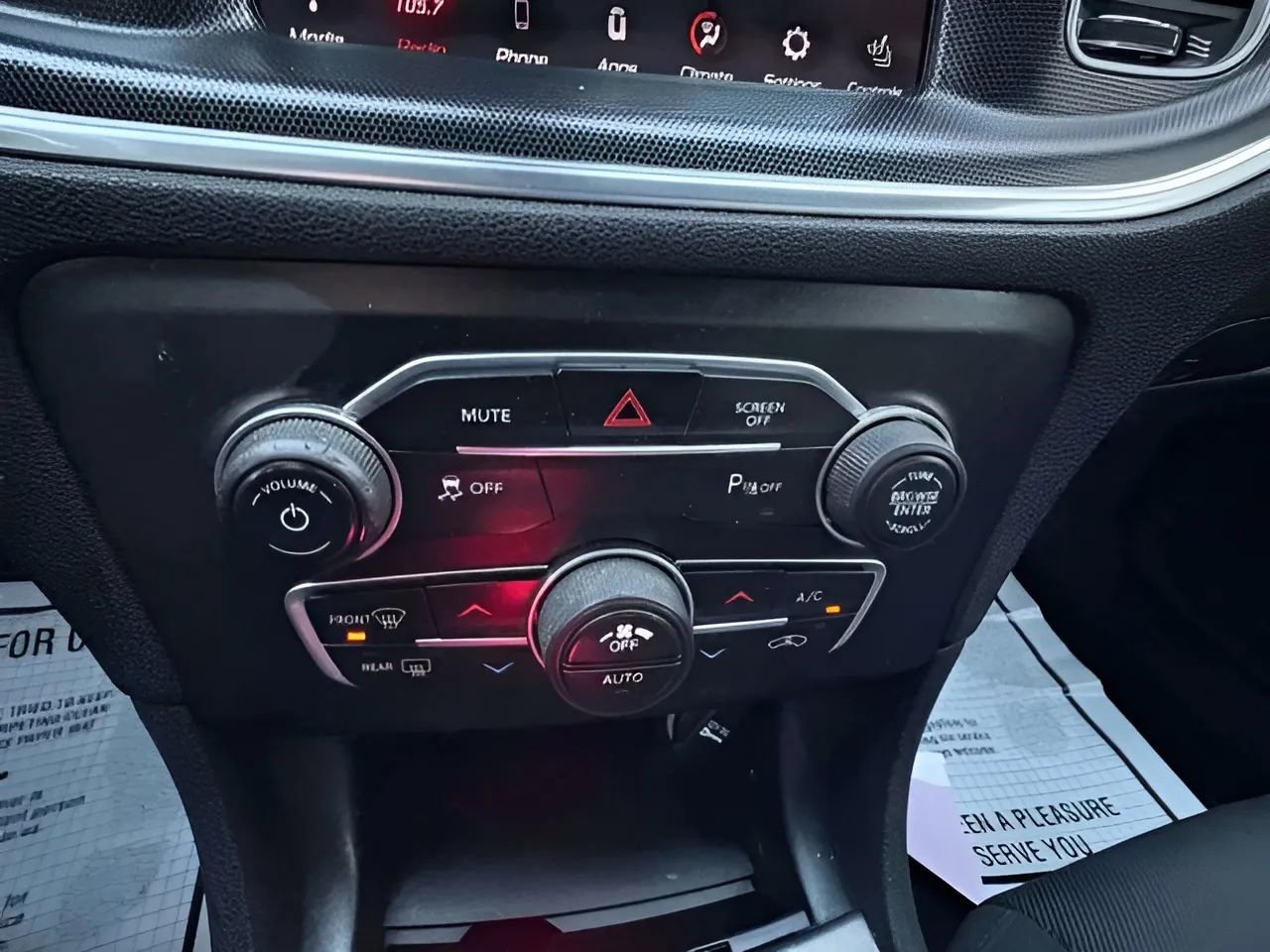 Used 2018 Dodge Charger SXT Plus RWD image 46