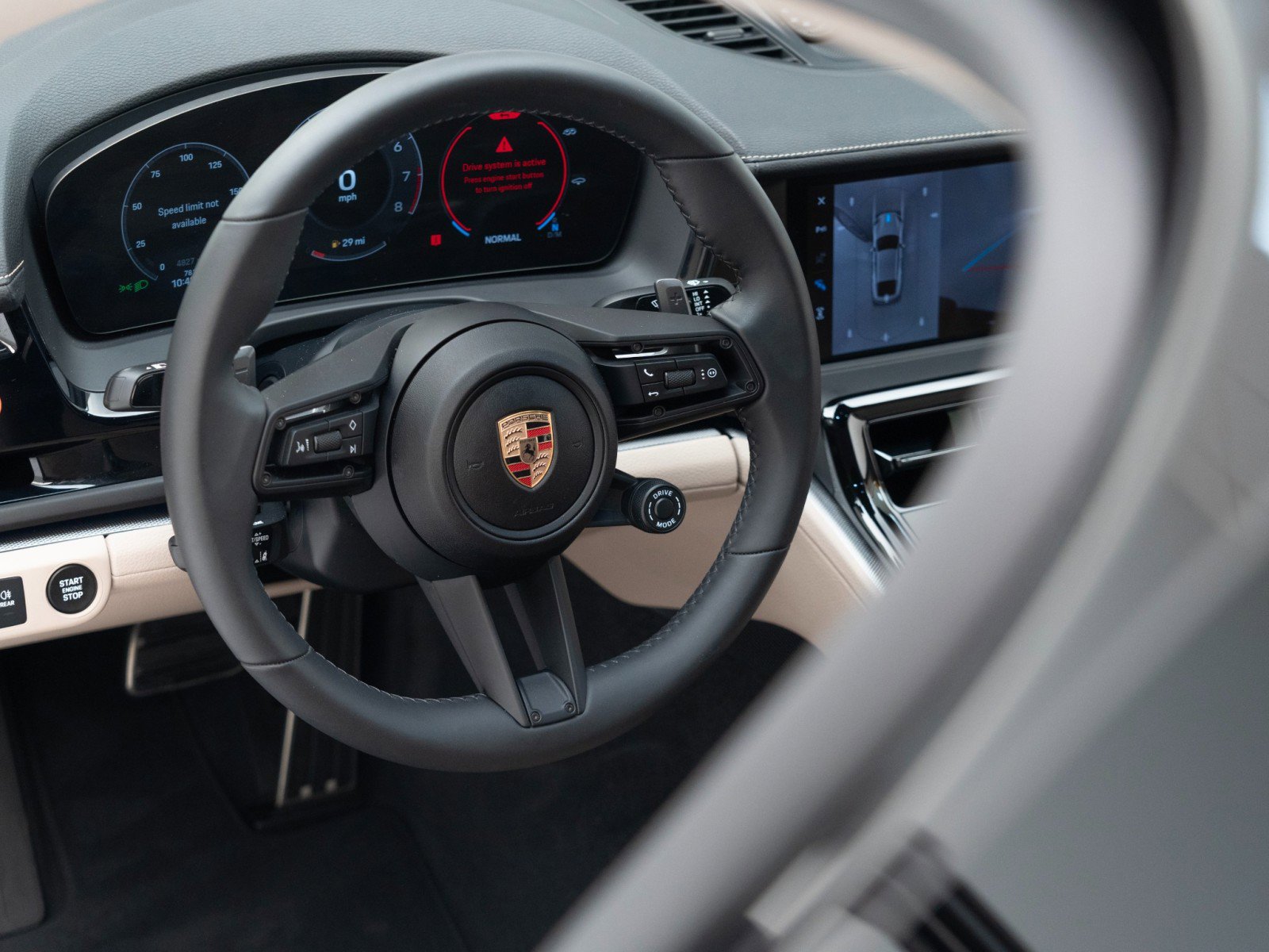 Certified 2025 Porsche Panamera 4 image 19