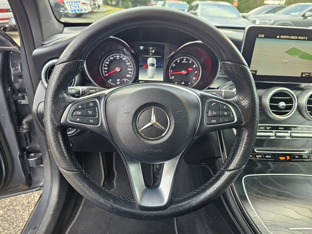 Used 2018 Mercedes-Benz GLC 300 4MATIC image 11