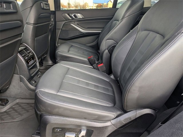 Used 2022 BMW X7 xDrive40i w/ Premium Package image 24