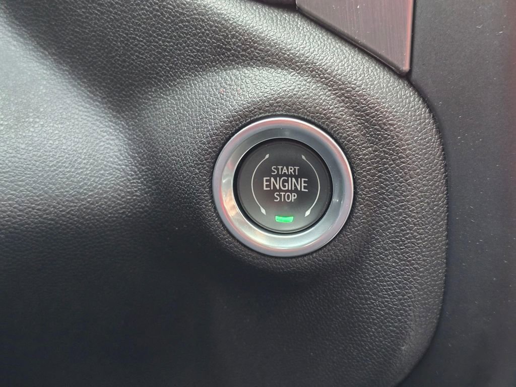 Used 2021 GMC Sierra 1500 Denali w/ Driver Alert Package II AWD/4WD image 34