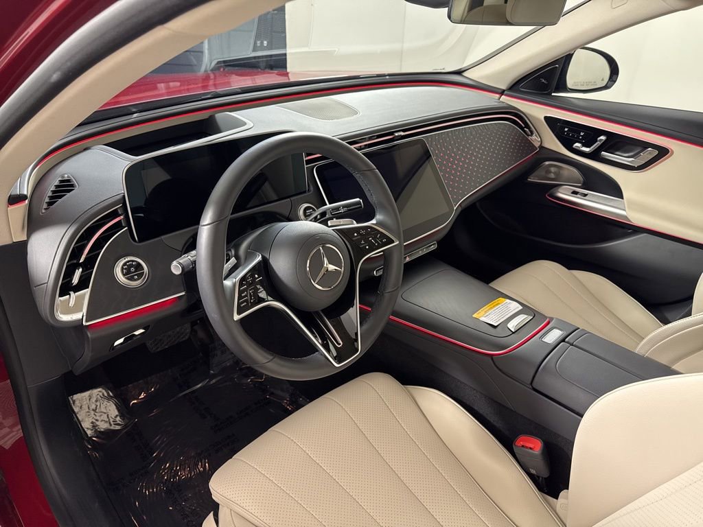 Certified 2025 Mercedes-Benz E 350 4MATIC Sedan image 13