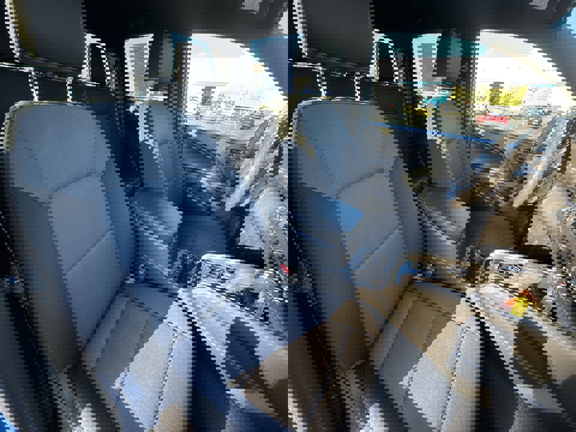 Certified 2024 Chevrolet Colorado Trail Boss w/ Advanced Trailering Package image 25