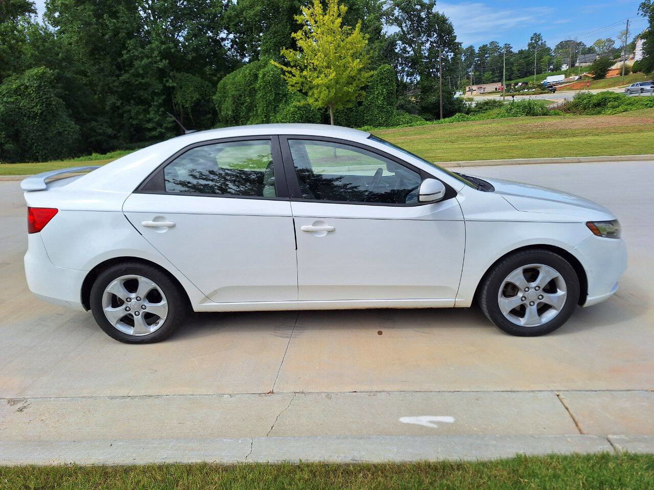 Used 2013 Kia Forte EX image 7