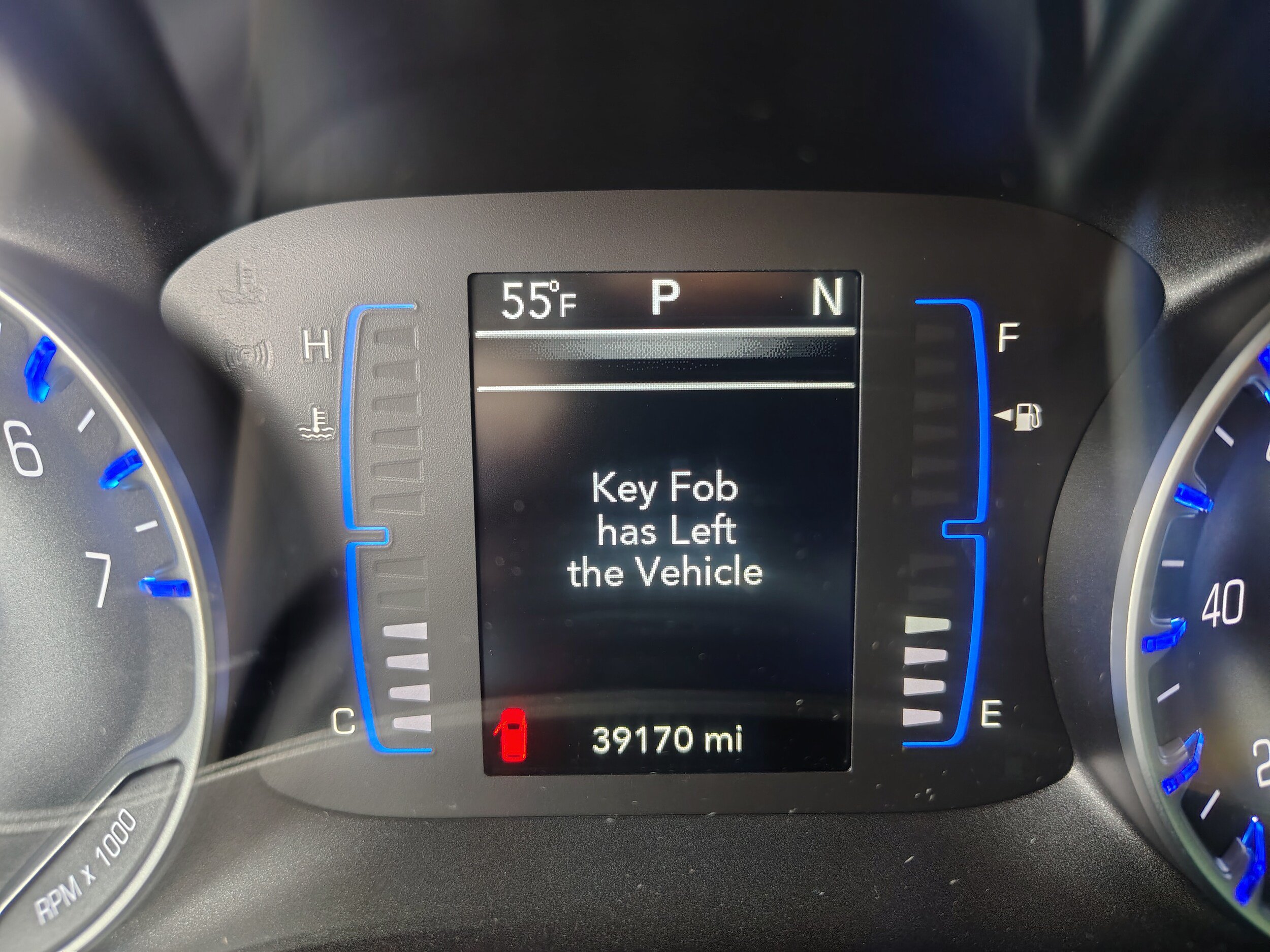 Certified 2024 Chrysler Voyager LX FWD image 39